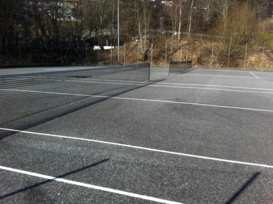 Tennisbaner ved Stemmemyren idrettshall